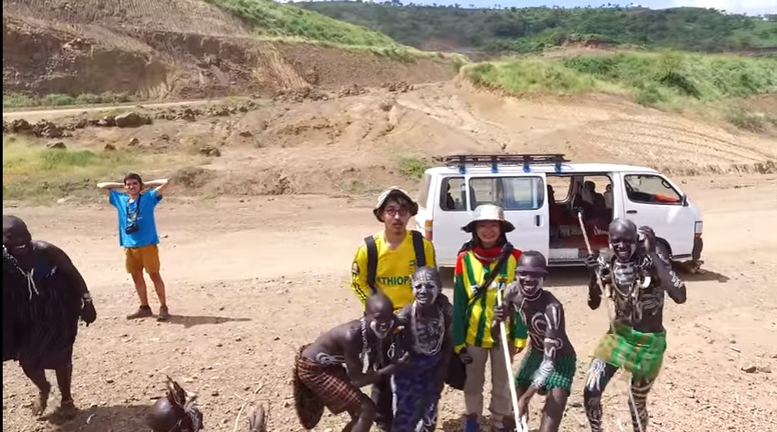 ludy afrykanskie screen z wideo kaz i mariko